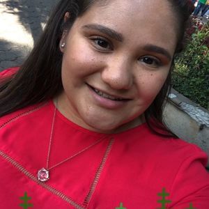 Meet your Posher, Gabriela